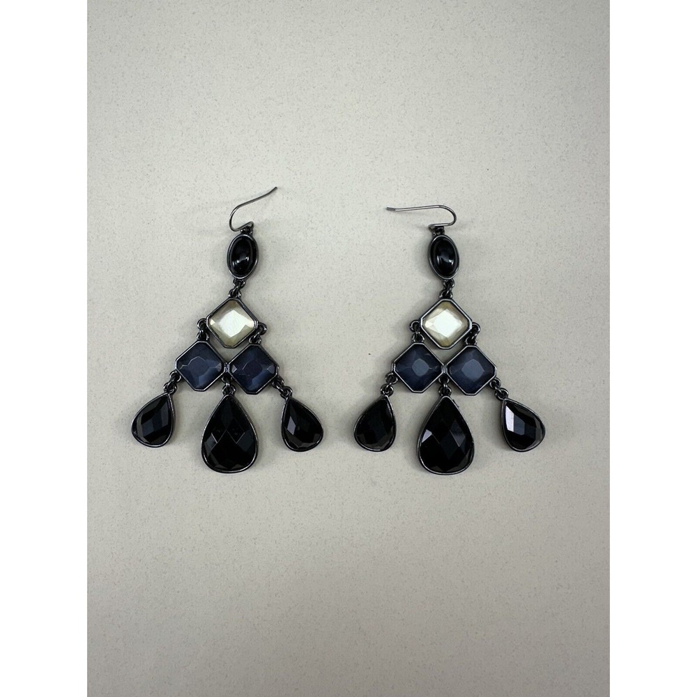 Liz Chaiborne LC chandelier Dangle Earrings black onyx gold silver color faceted